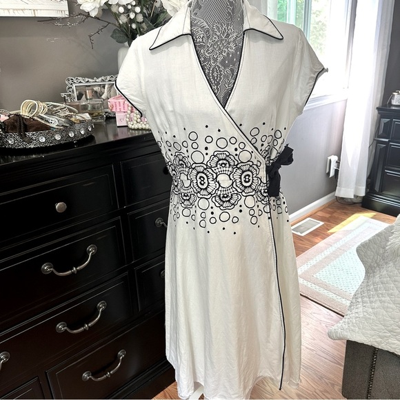 PS…Style Navy Embroidered Retro Wrap Dress – Size 14 - Picture 2 of 16